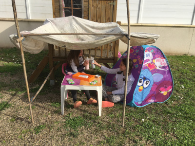 Cabane Léonie et Malia.jpeg